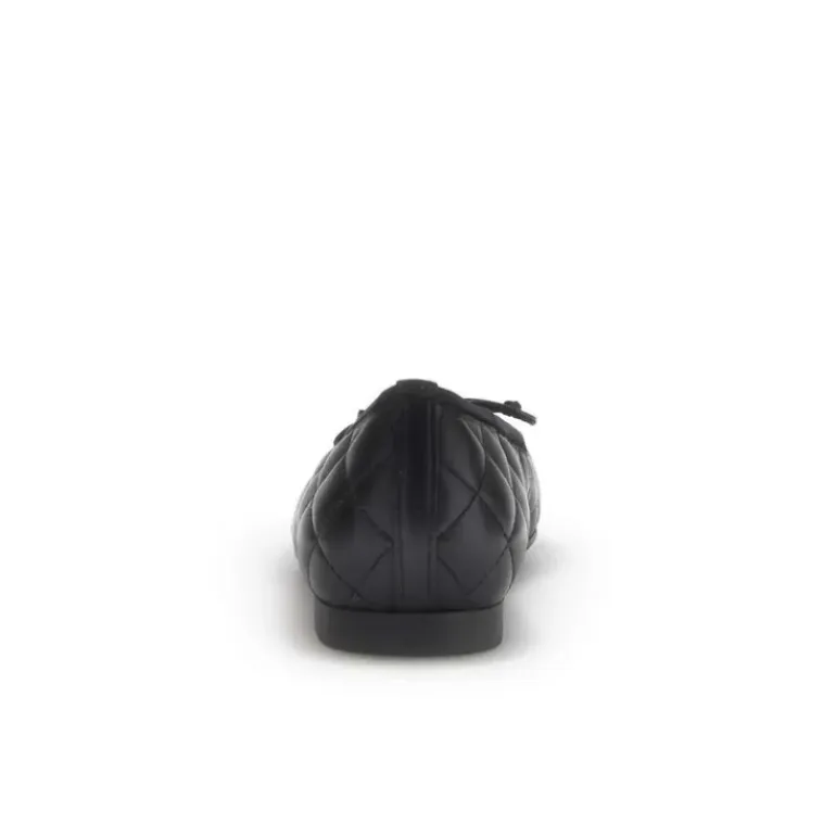 62.612.57 - Black Leather