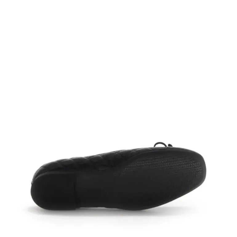 62.612.57 - Black Leather
