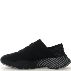 Camp - Black