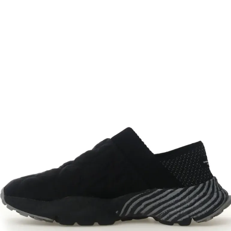 Camp - Black