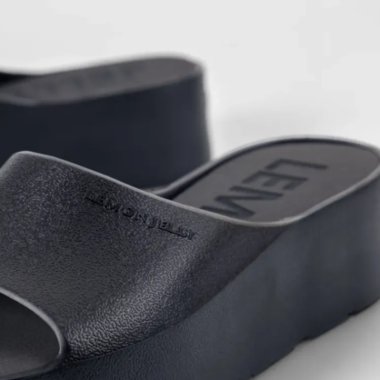 *FINAL SALE* Sunny - Black