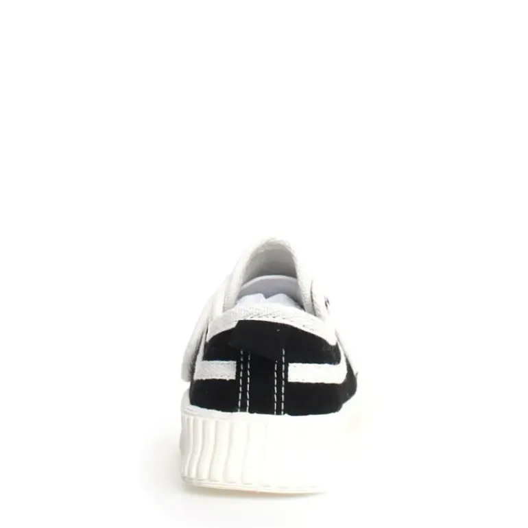 Kily - Black and Milk Canvas