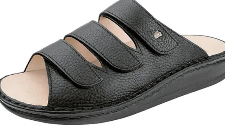 Korfu - Black